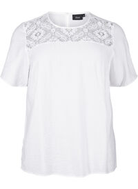 Short-sleeved viscose blouse with lace detail