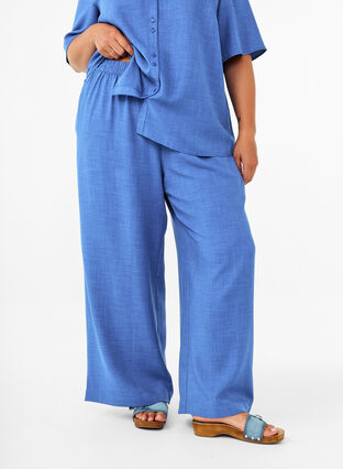 Zizzifashion Loose trousers with elasticated waistband and pockets, Riverside, Model image number 2