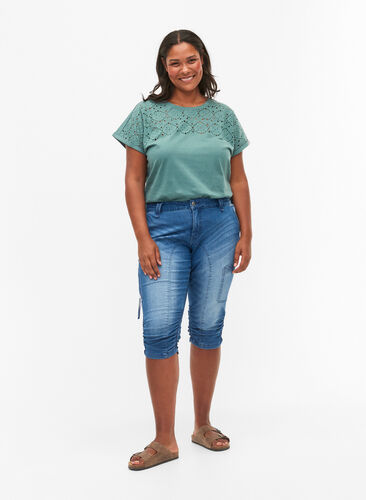 Zizzifashion Slim fit capri jeans with pockets, Light blue denim, Model image number 0