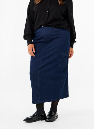 Zizzifashion Denim maxi skirt, Dark Blue Denim, Model image number 2