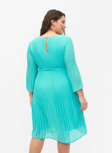 Zizzifashion Pleated dress with 3/4 sleeves, Turquoise, Model image number 1