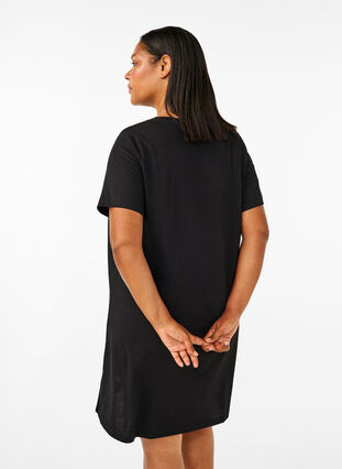 Zizzifashion Organic cotton nightgown with v-neck, Black Powerful, Model image number 1