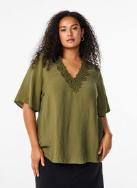 Viscose blouse with v-neck and embroidery detail, Winter Moss, Model